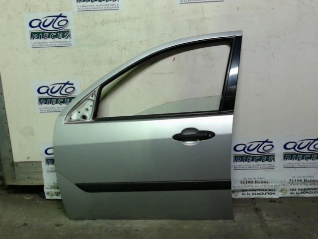 Porte avant gauche