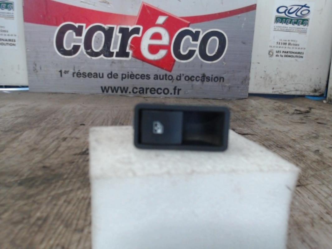 Interrupteur de leve vitre arriere droit