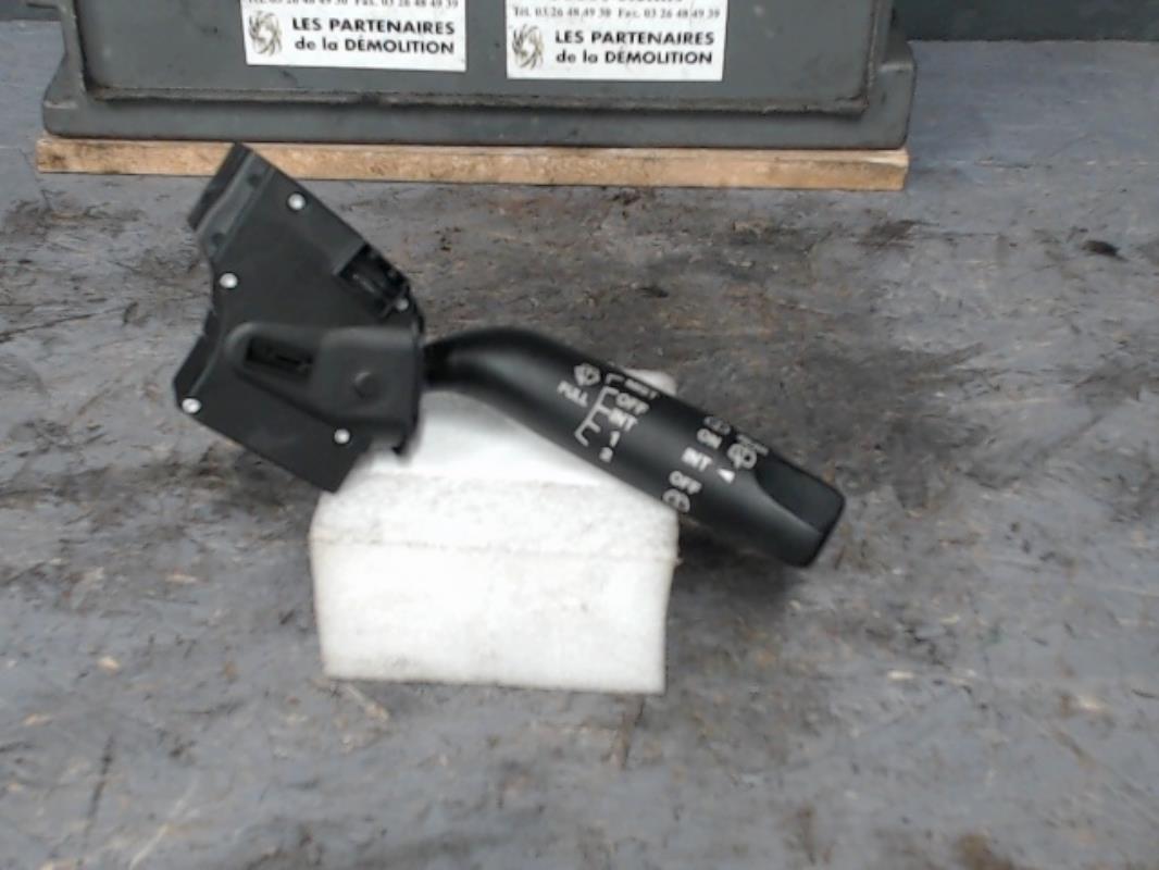 Commodo d'essuie glaces