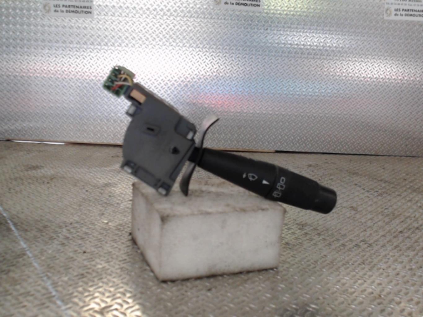 Commodo d'essuie glaces