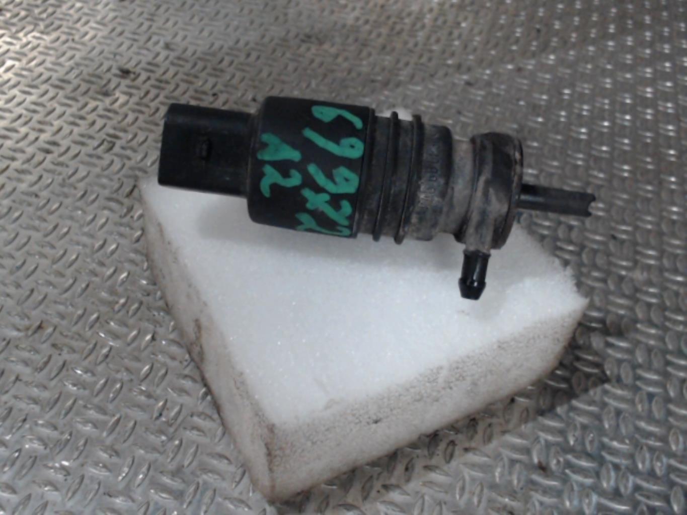 Pompe lave glace avant