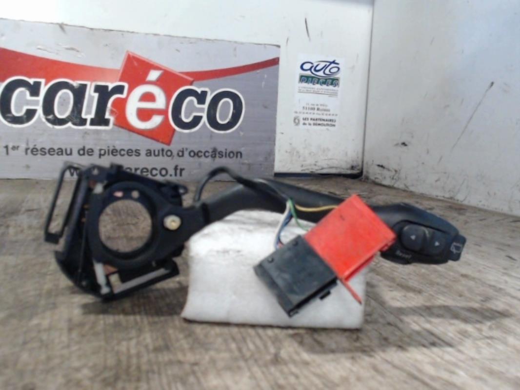 Commodo d'essuie glaces