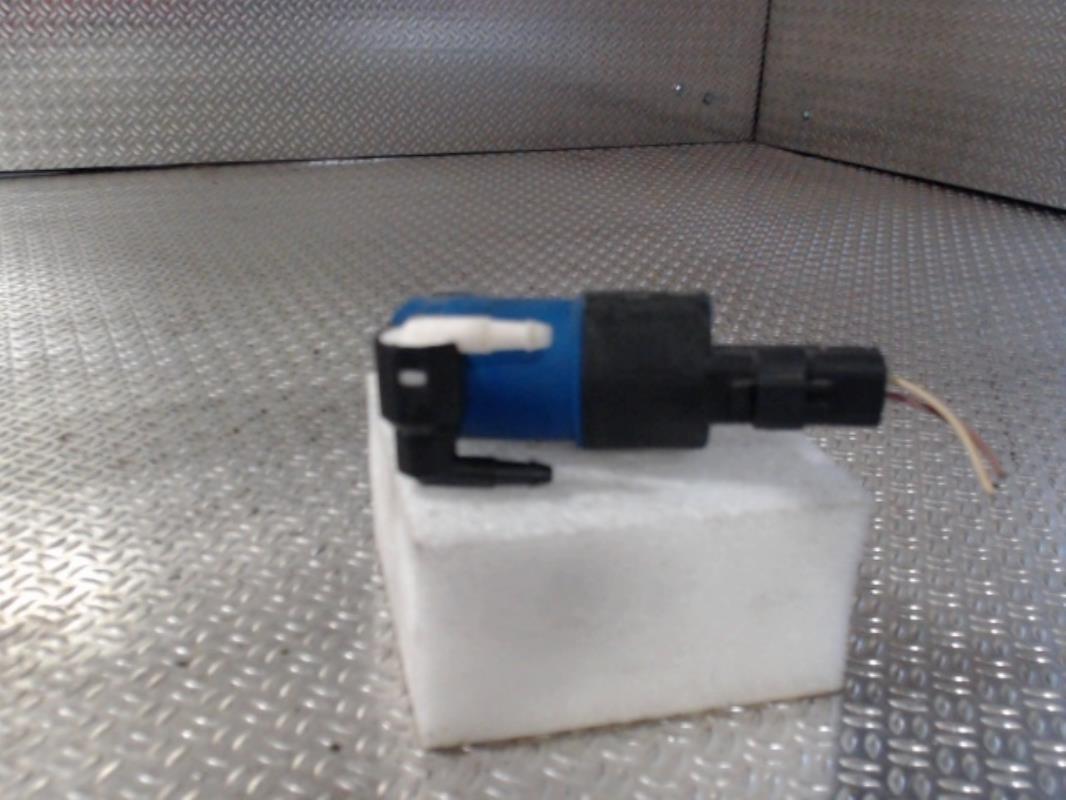 Pompe lave glace avant