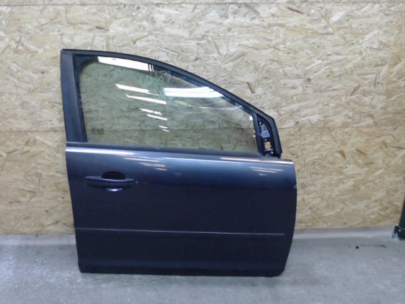 Porte avant droit