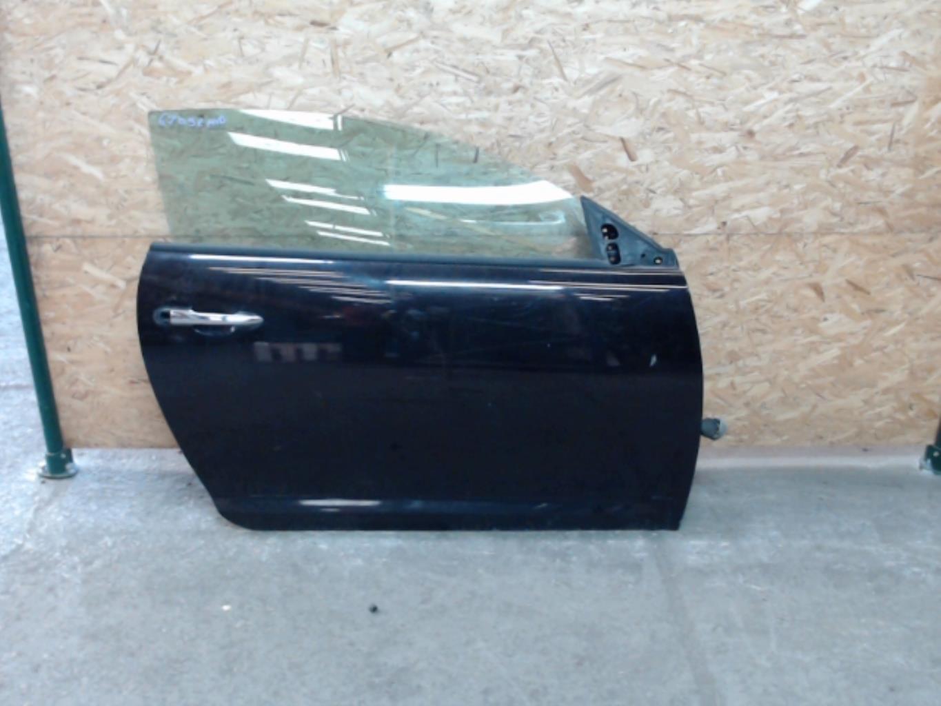 Porte avant droit