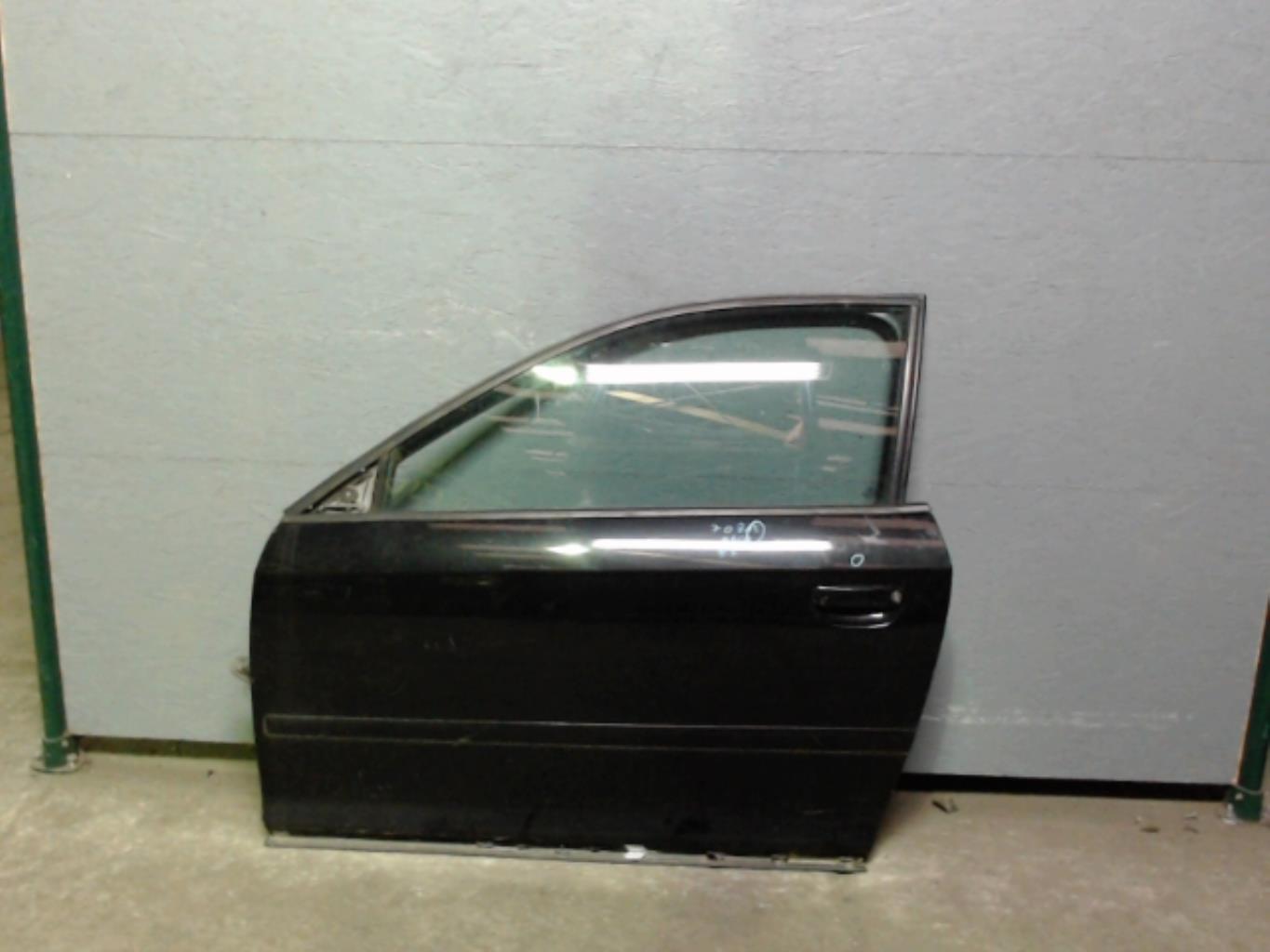 Porte avant gauche