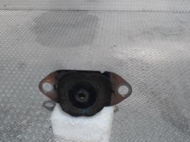 Support moteur gauche