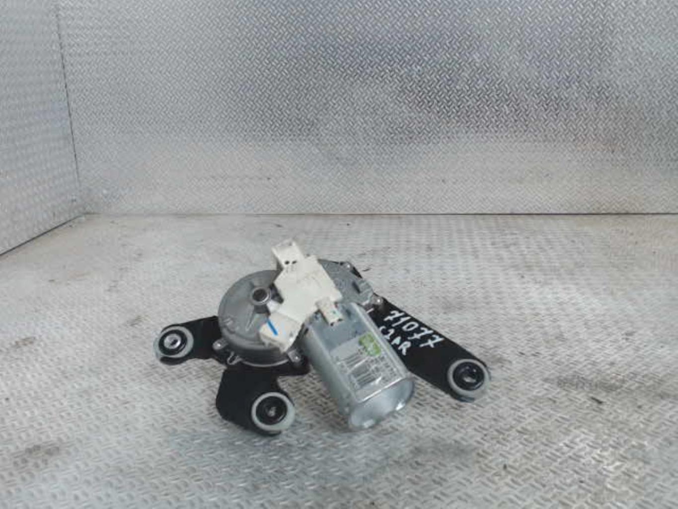 Moteur essuie glace arriere