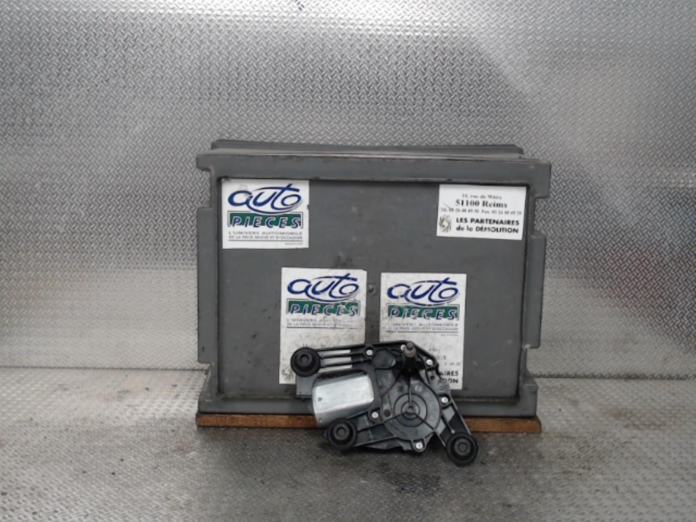 Moteur essuie glace arriere