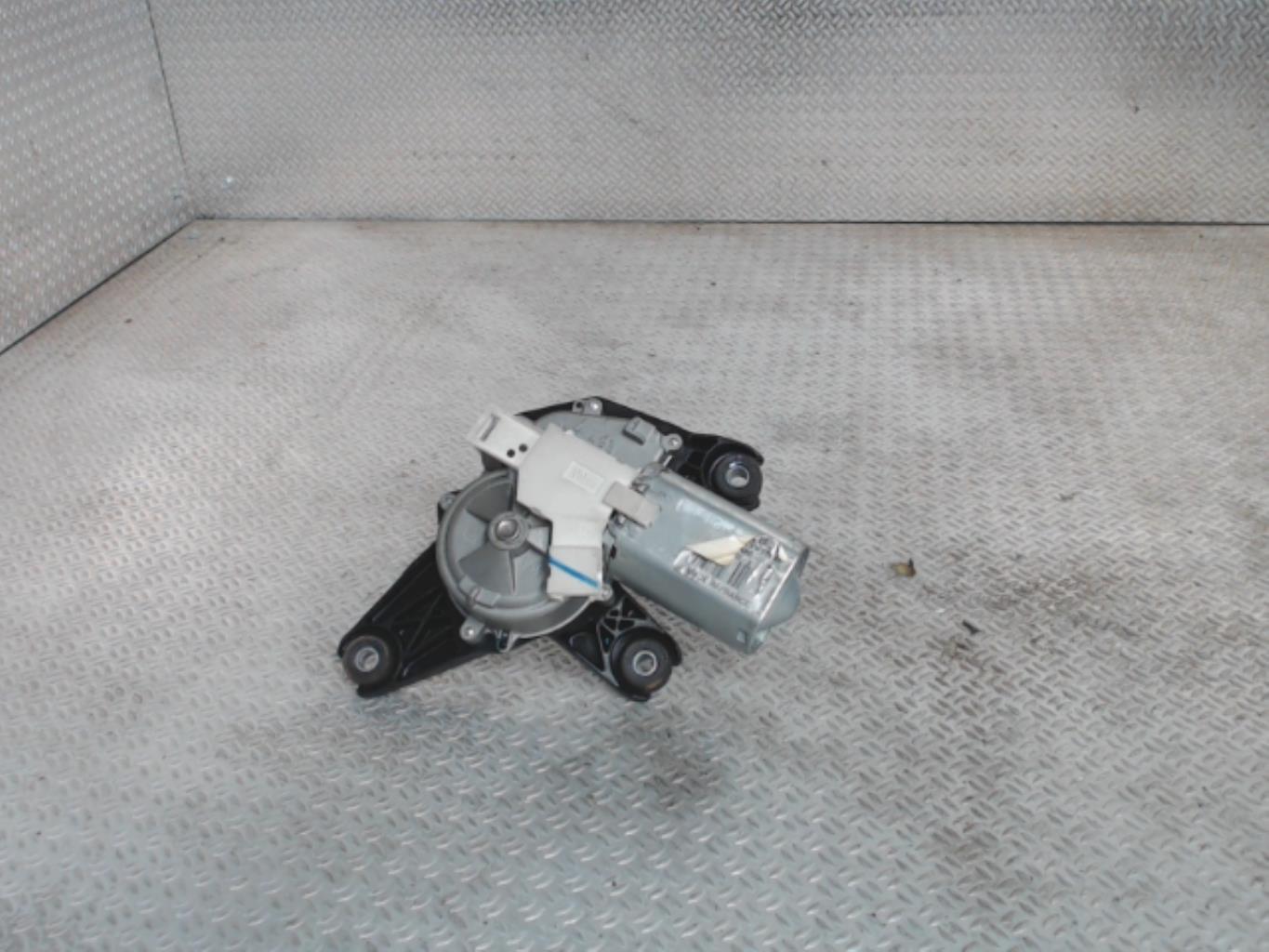 Moteur essuie glace arriere