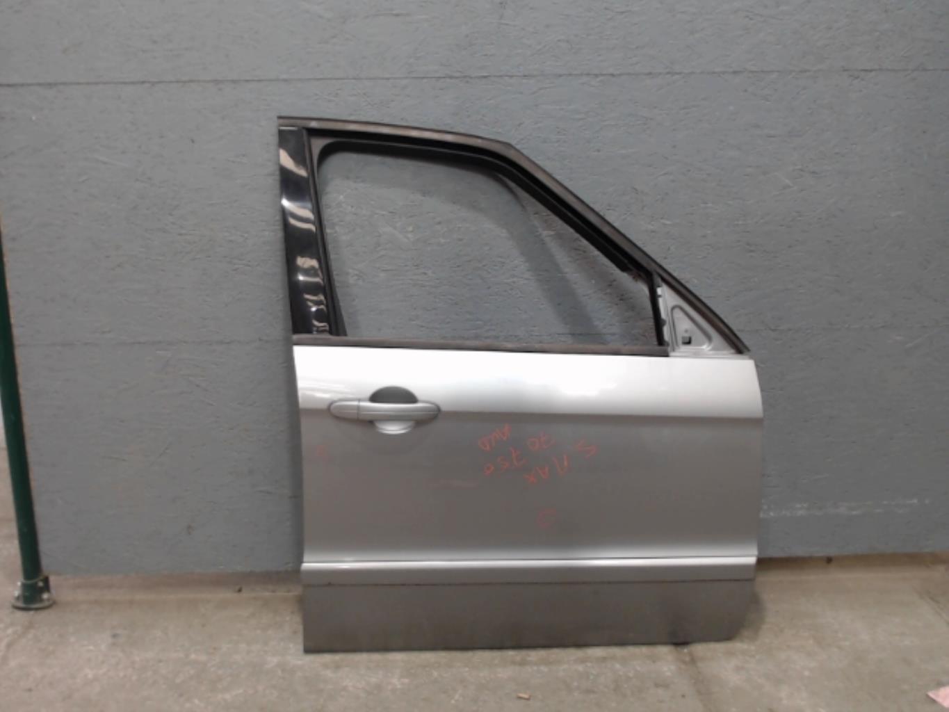Porte avant droit