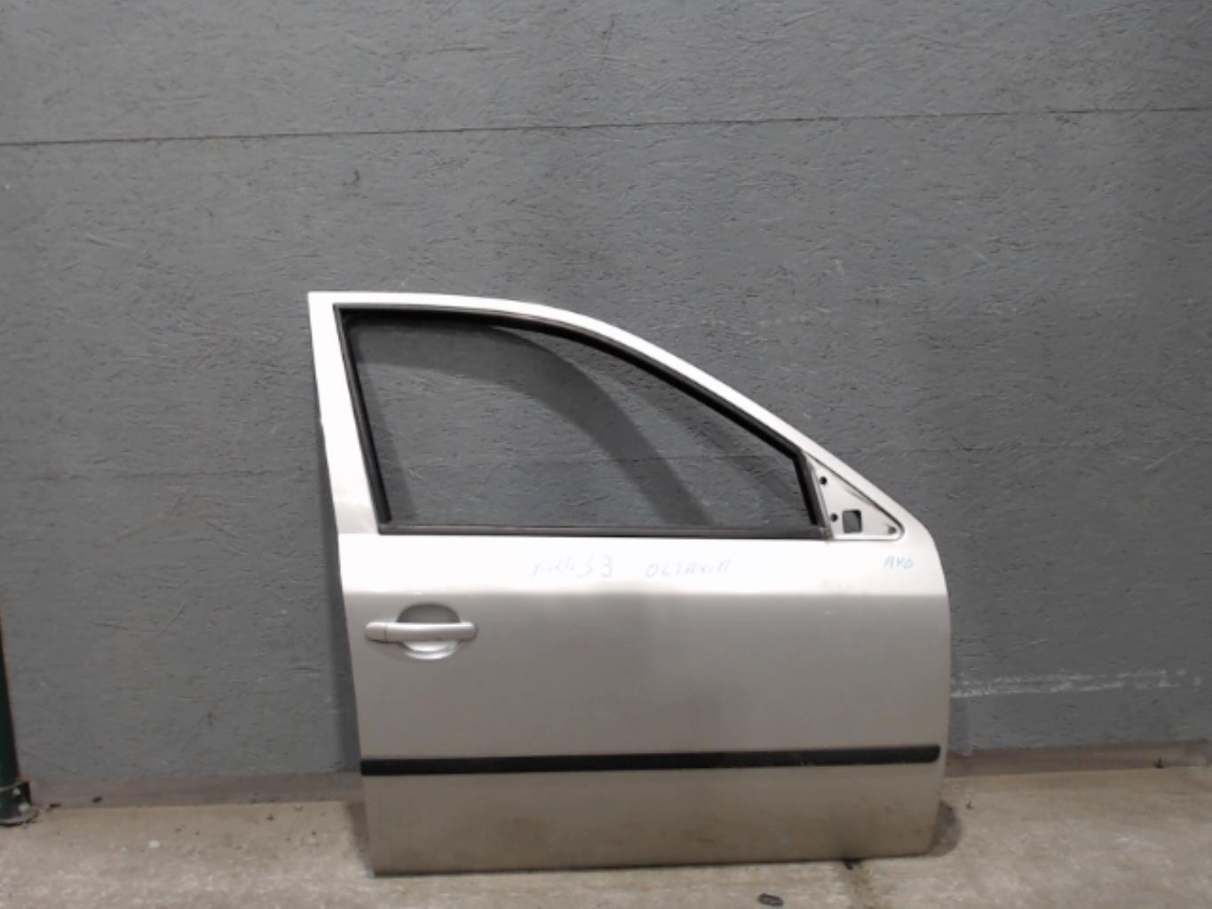 Porte avant droit