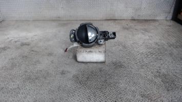 Poignee interieur avant gauche