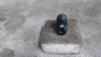 Interrupteur de leve vitre avant droit