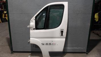 Porte avant gauche