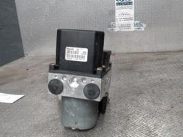 Bloc ABS (freins anti-blocage)