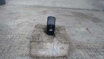 Interrupteur de leve vitre avant droit