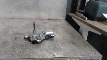 Moteur essuie glace arriere