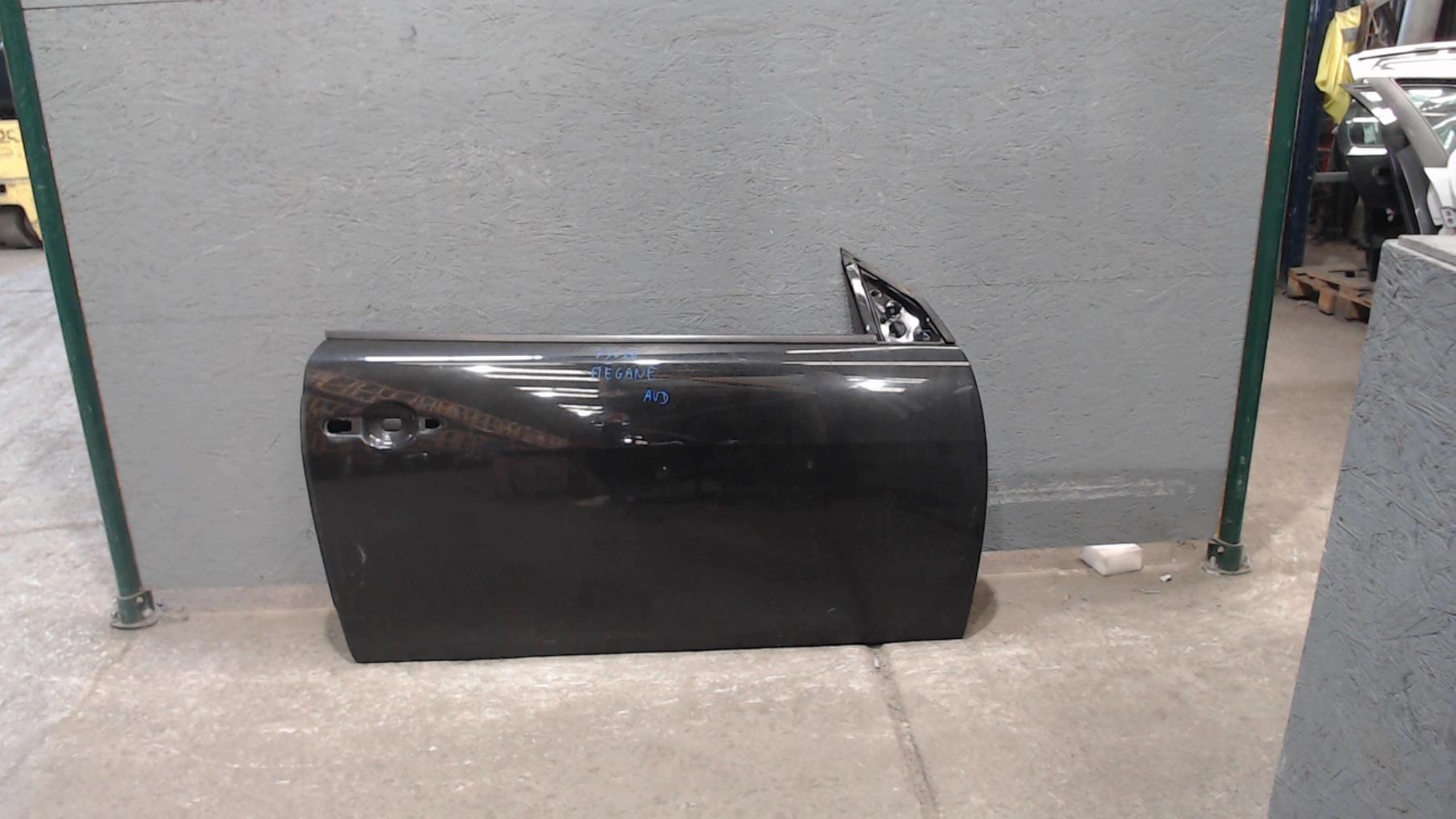 Porte avant droit