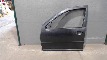 Porte avant gauche