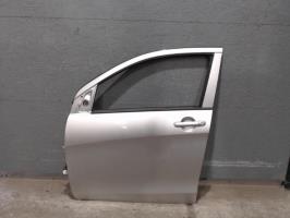 Porte avant gauche