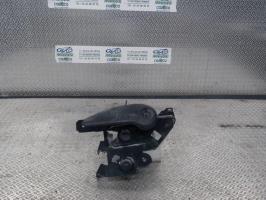 Poignee interieur porte laterale droite