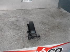 Poignee interieur porte laterale droite