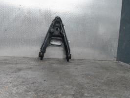 Triangle inferieur avant droit