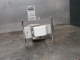Charniere de porte de coffre droit