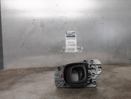 Poignee interieur avant gauche