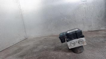Bloc ABS (freins anti-blocage)