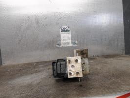Bloc ABS (freins anti-blocage)