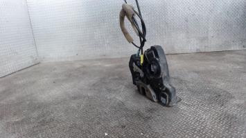 Fermeture centralisee avant droit