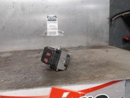 Bloc ABS (freins anti-blocage)