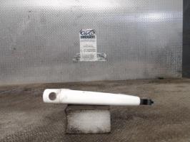 Poignee porte avant gauche