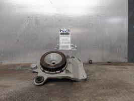 Support moteur gauche