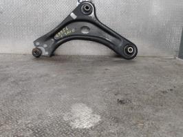 Triangle inferieur avant gauche