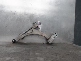 Triangle inferieur avant droit