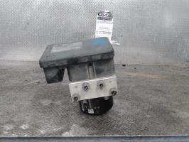 Bloc ABS (freins anti-blocage)
