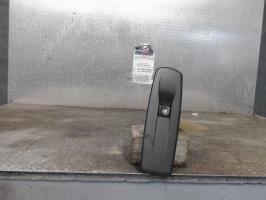 Interrupteur de leve vitre avant droit