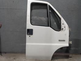 Porte avant droit