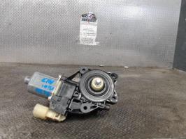Moteur leve vitre avant droit