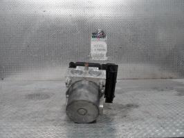 Bloc ABS (freins anti-blocage)