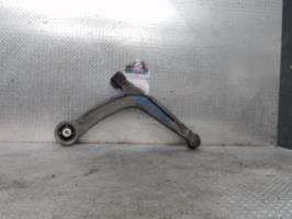 Triangle inferieur avant gauche