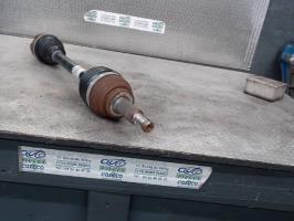 Cardan gauche (transmission)