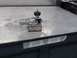 Moteur essuie glace arriere