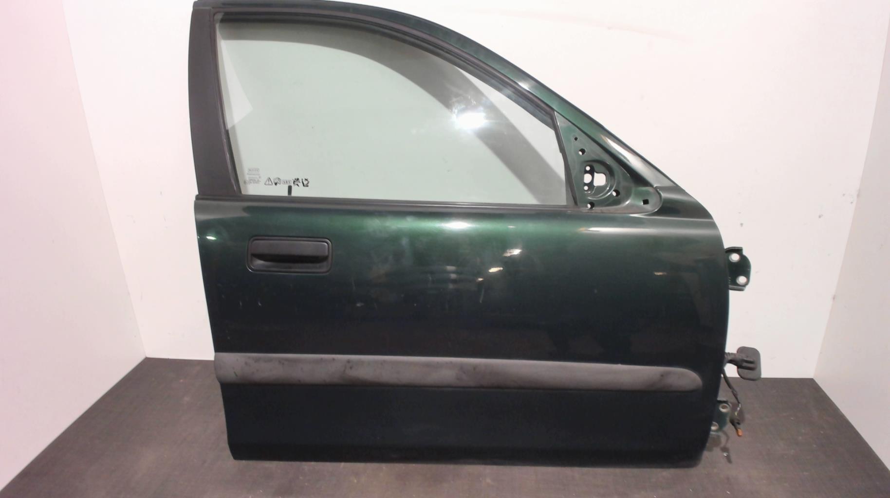 Porte avant droit