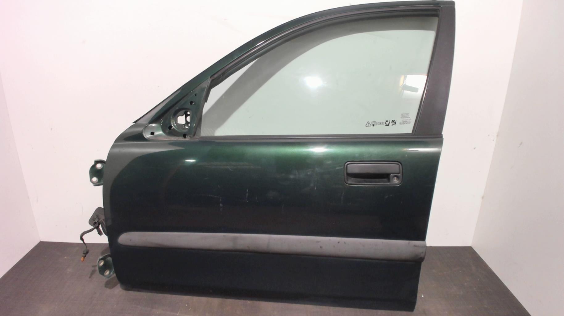 Porte avant gauche