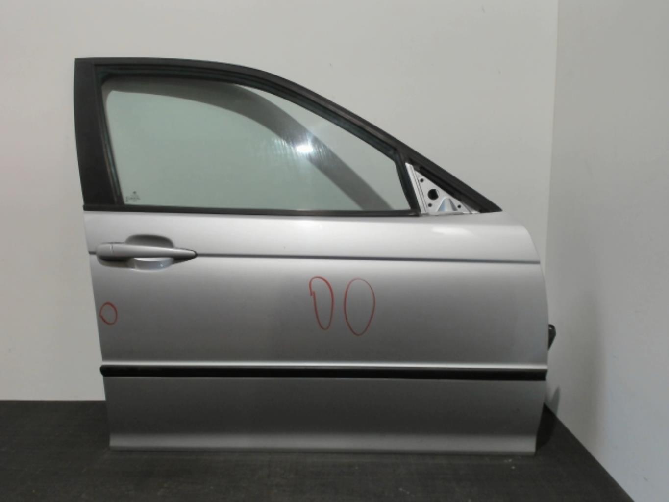 Porte avant droit