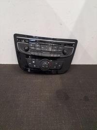 Facade autoradio